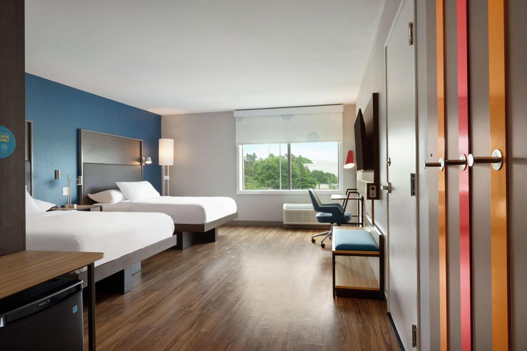 Tru By Hilton Dallas, Tx Hotel