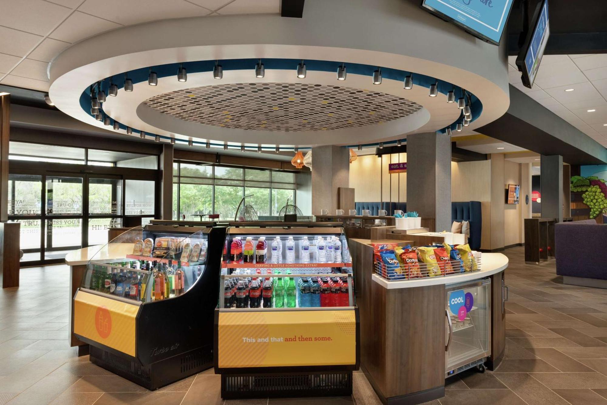 Hotel Tru By Hilton Dallas, Tx 3*